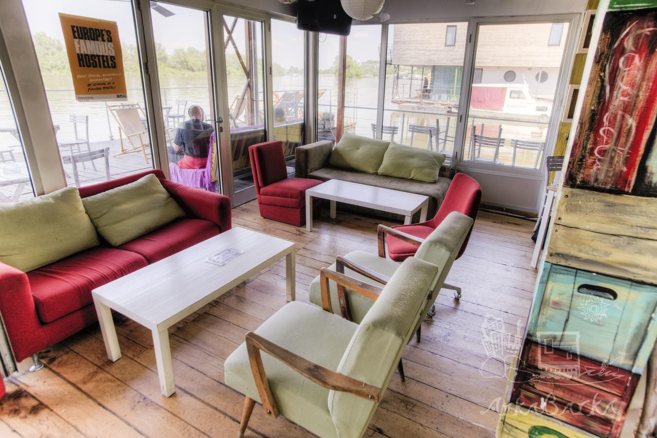Arkabarka 2- Floating Dream Rooms And Apartments Belgrade Extérieur photo