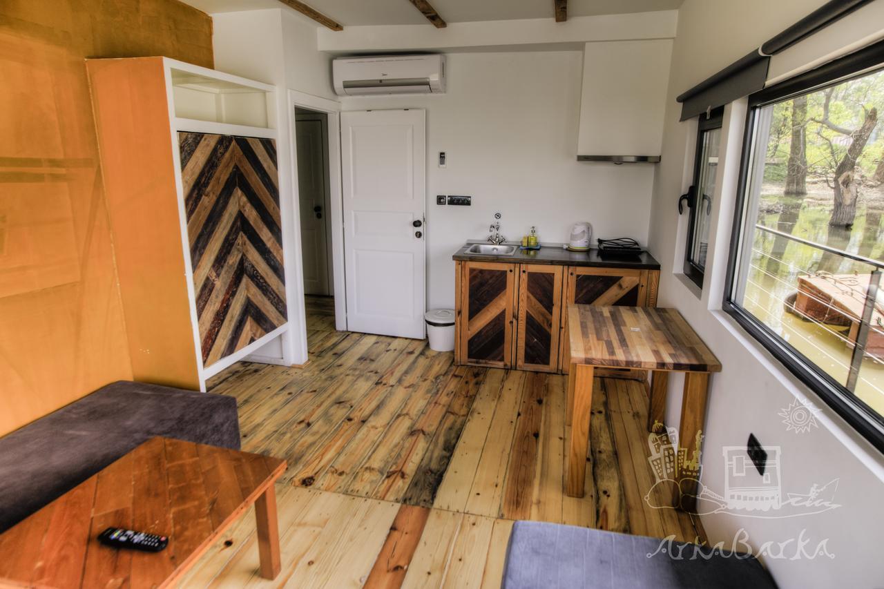 Arkabarka 2- Floating Dream Rooms And Apartments Belgrade Extérieur photo