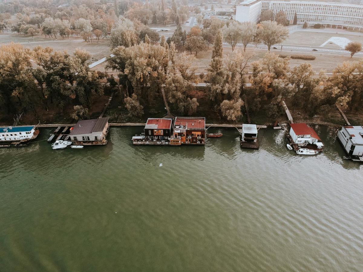 Arkabarka 2- Floating Dream Rooms And Apartments Belgrade Extérieur photo